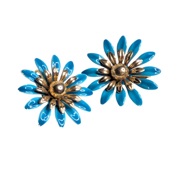 Sarah Coventry Jewelry - Sarah Coventry Blue Enamel Daisy Flower Clip On Earrings Gold Tone Mid Century